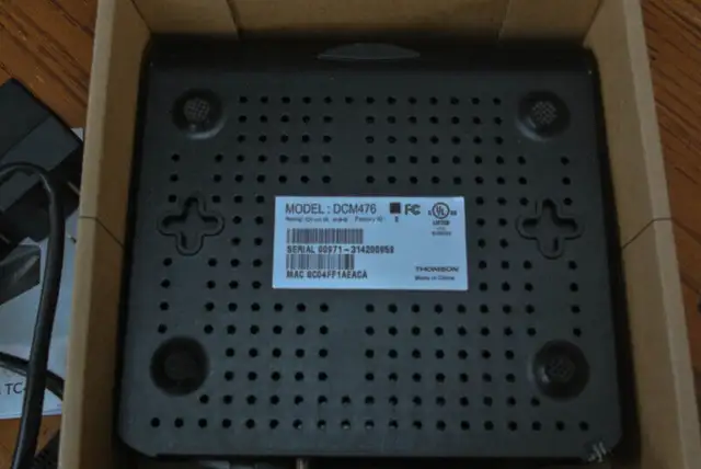 Technicolour DCM 476 Cable Modem in Networking in Cambridge - Image 4