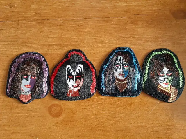 KISS FELT EMBROIDED OF ALL 4 MEMBERS' ORIGINAL LIC. 2005 IRON-ON in Arts & Collectibles in Mississauga / Peel Region - Image 2