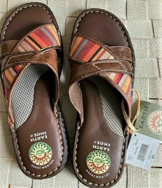 Earth shoe brand new genuine leather slippers shoes in Women's - Shoes in Ottawa