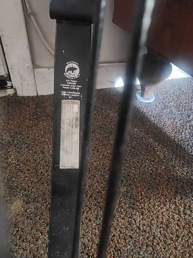 Hunting BOW in Fishing, Camping & Outdoors in Norfolk County - Image 5