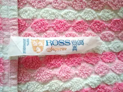 Serviette toilette bandes roses et blanches 100% baumwolle, View more