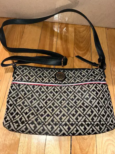Tommy Hilfiger women’s handbag purse sac à mains femmes , View more