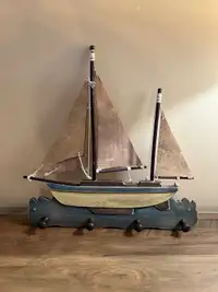 Porte manteau murale bateau // wooden ship coat hanger