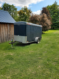 5' x10' enclosed trailer for rent