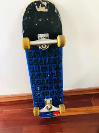 Skateboard planche à roulettes