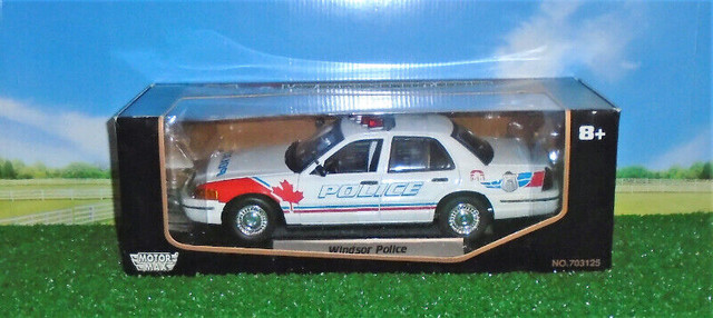 Ford / Diecast / Police / Windsor dans Art et objets de collection  à Laval/Rive Nord