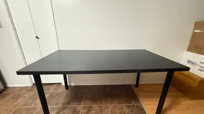 Dark Brown Table, Voir plus