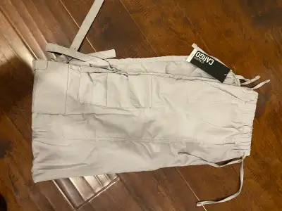 women’s cargo pants, View more