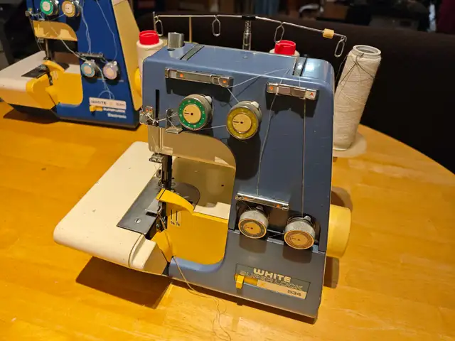 Machines à coudre in Other in Sherbrooke - Image 2