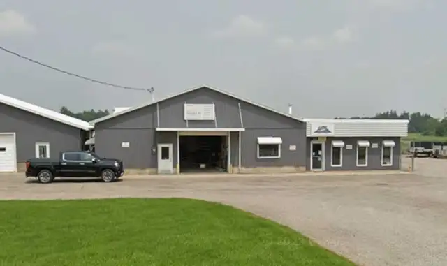 Exterior Renovations Installer WANTED in General Labour in London - Image 2