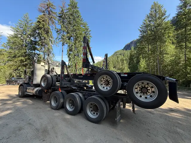 2020 Kenworth T800 in Heavy Trucks in Nelson - Image 6