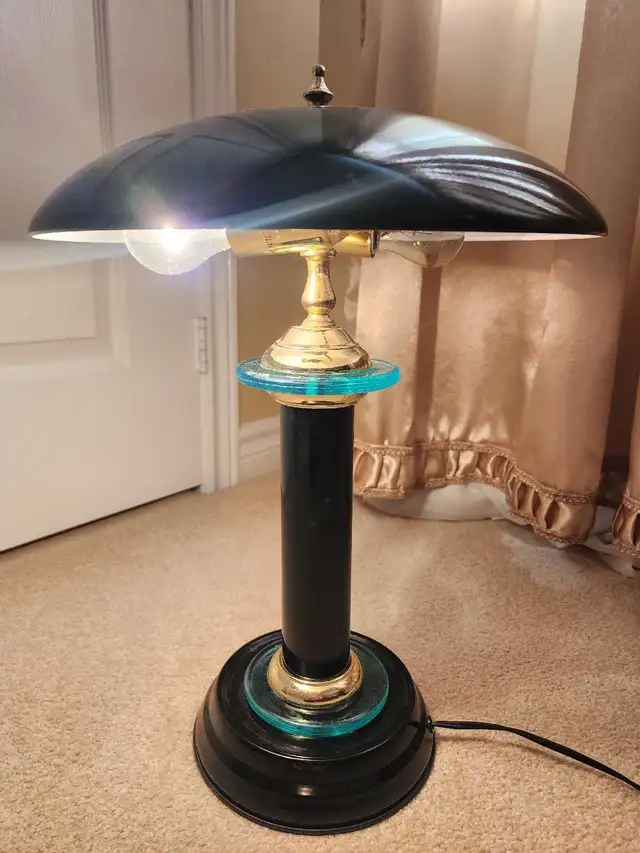 VINTAGE MUSHROOM SAUCE UFO BANKER DESK LAMP in Indoor Lighting & Fans in City of Toronto - Image 5
