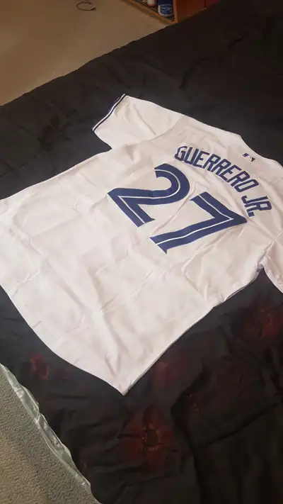 (Brand New) Toronto Blue Jays Vladimir Guerrero Jr Stitched XL, View more