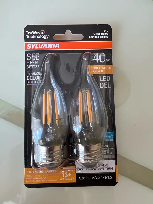 Led Light Bulbs  in Indoor Lighting & Fans in Oakville / Halton Region - Image 3