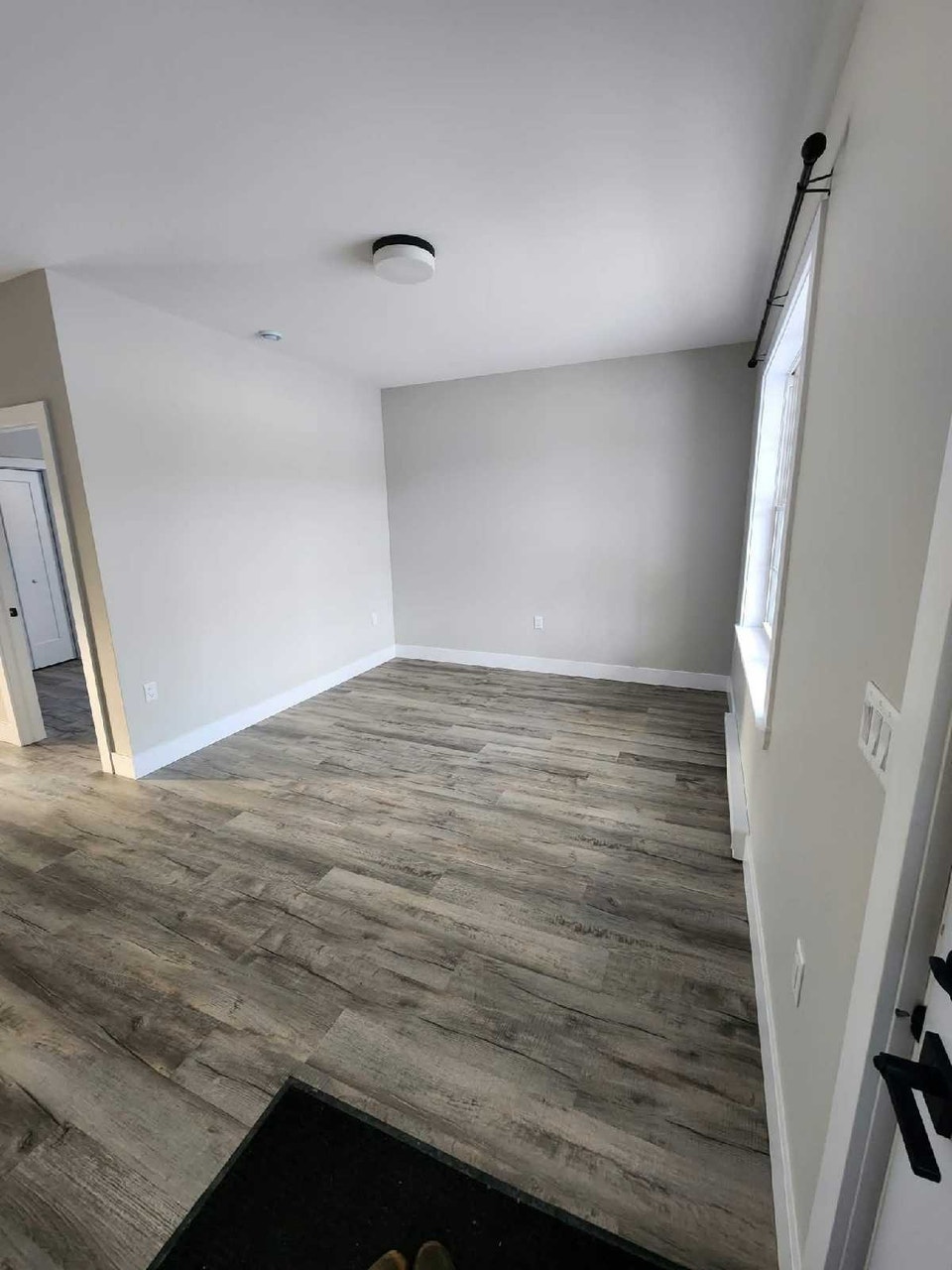 2 bedroom, 1 bathroom with attached garage in Brookfield 4