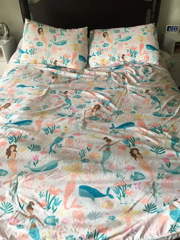 Mermaid queen comforter in Bedding in Mississauga / Peel Region - Image 2