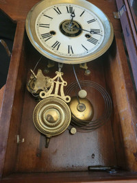 Windup vintage wooden clock