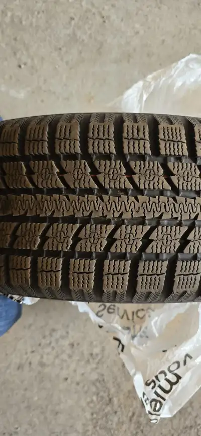 Selling a complete set of 4 Toyo winter tires on rims, size 195/65R15, originally used on a Toyota C...