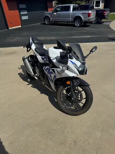 Selling my 2020 Suzuki GSX-250R. I’ve owned the bike for the past 2 years and it’s been an excellent...