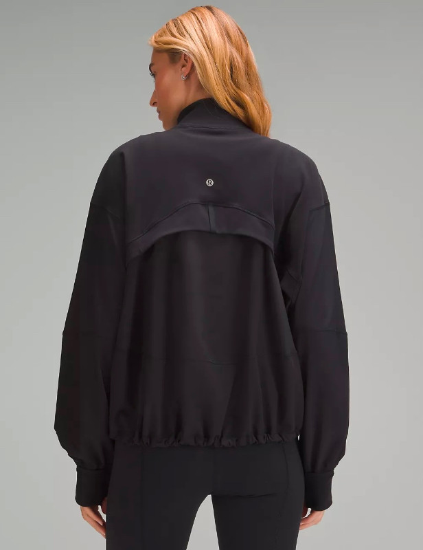 New Lululemon Jacket in Women's - Tops & Outerwear in St. Catharines
