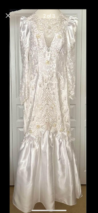 Vintage Elegant Wedding Dress
