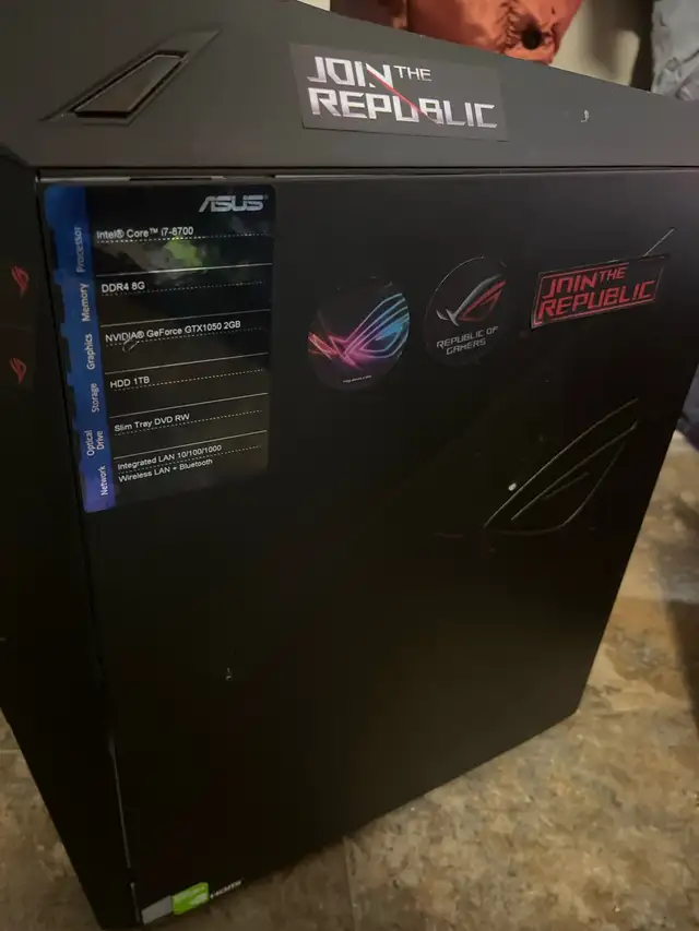 ASUS ROG Republic of Gamers PC in Desktop Computers in Edmonton - Image 3