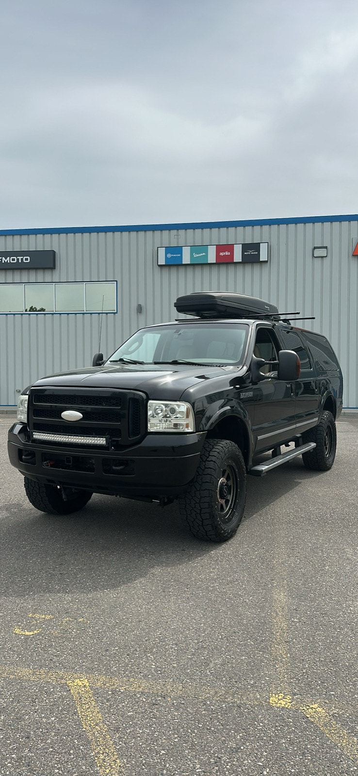 Ford Excursion 2005 photo 3