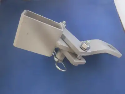 Farm Tractor Drawbar Lock Category 1 - Prevents Drawbar from Rotating. Connects to drawbar and pull...