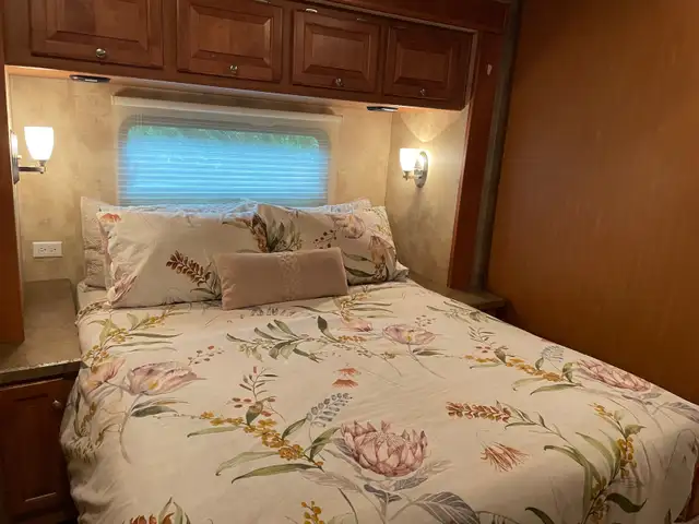 TIFFIN ALLEGRO OPEN ROAD 35 qba 2009 in RVs & Motorhomes in West Island - Image 7