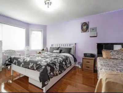 4 bed 2.5 bath fully renovated house for rent 2 garage parking 2 car driveway parking School in fron...