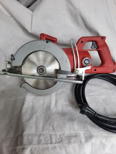 Milwaukee Worm Gear corded saw, View more