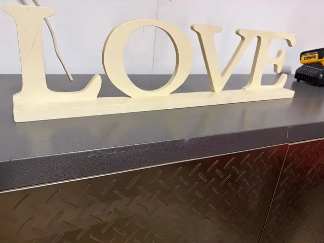 LOVE Wooden Tabletop Decor597784716557035521