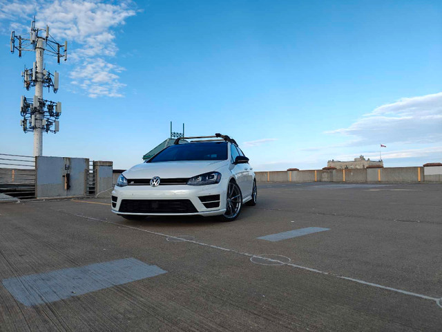 2016 Volkswagen Golf R in Cars & Trucks in Thunder Bay