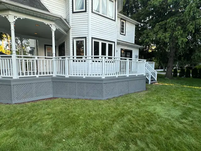Deck/Fence Staining and Renovations | Free Quote in Fence, Deck, Railing & Siding in Oakville / Halton Region - Image 8