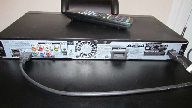 (a) -SONY Wireless, Blu-ray, Home Theater System in Stereo Systems & Home Theatre in Fredericton - Image 4