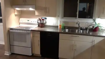 Room for rent in Elmira for someone with full-time employment. Available for December 1, or possibly...