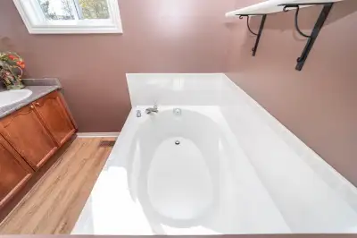 Hi there! There is a room for a rent in Kanata Hi Tech area. It is a master bedroom that includes wa...