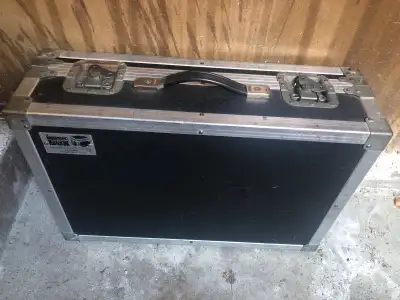 Road Case/Touring Pedalboard, View more