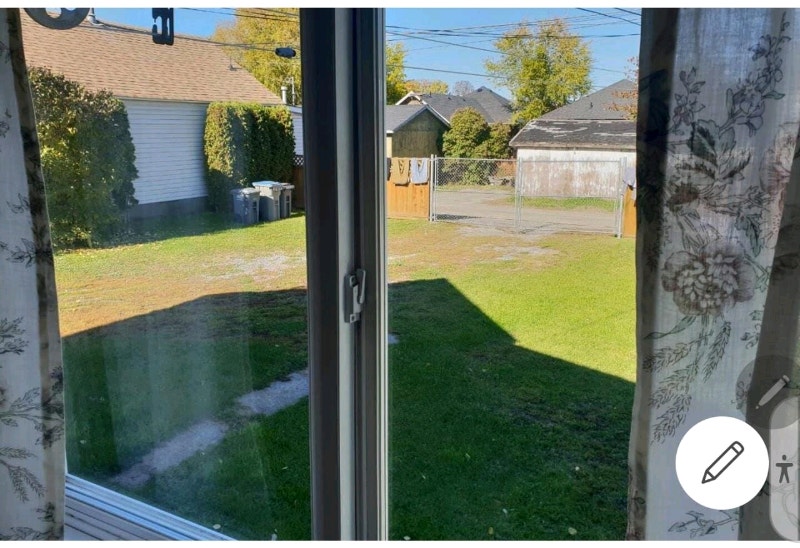 Room for Rent Room Rentals & Roommates Kamloops Kijiji