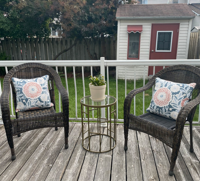 Wicker Chairs in Patio & Garden Furniture in Ottawa