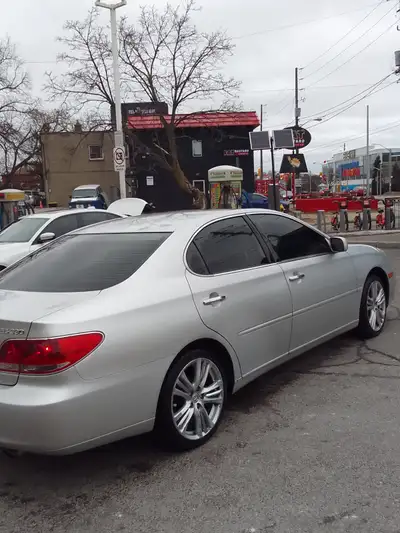2006 Lexus ES 330. 226km low km, No rust, No dent, Very clean, fully loaded with leather seat, sunro...