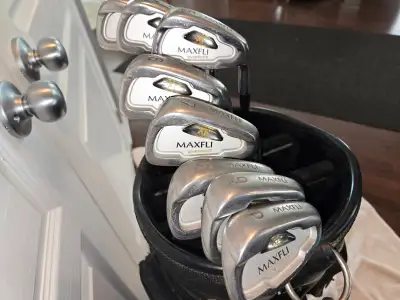 Men's Right Handed Golf Club Set - Maxfli, View more