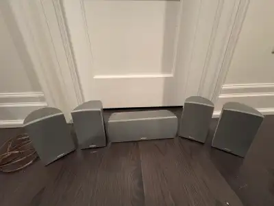 Used Paradigm Cinema 70 5.1 Surround Sound Home Theater set up with Subwoofer. System in great condi...