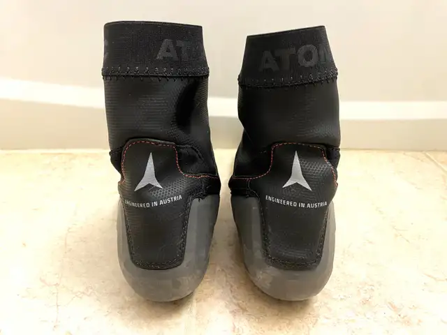 Atomic Cross Country Ski Boots Size 38 2/3 Eur Bottes de Ski in Ski in City of Montréal - Image 5