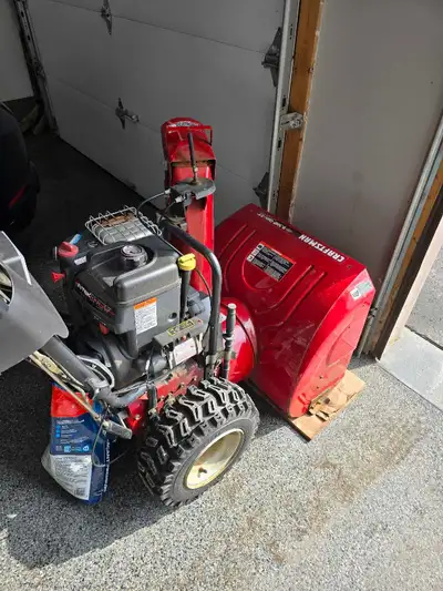 Vintage Craftsman 27.5" 9.5 HP Snowblower, View more