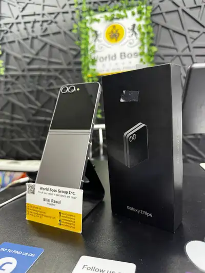 Samsung Z Flip 6 - 256GB - Silver Shadow -Excellent condition, View more