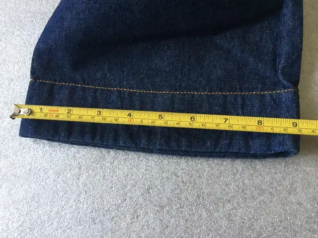 Le Paradisier Blue Jeans/Pants Women's Size 38 Med-Rise, Bootcut in Women's - Bottoms in Markham / York Region - Image 9