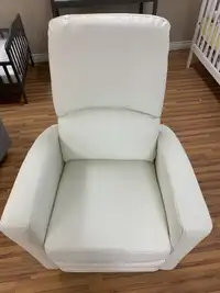 Baby Liquidator-Leather recline-white-tax included-free delivery