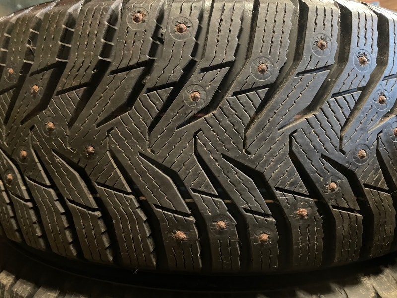 2022 Honda HRV Studded Snow tires on Rims Tires & Rims Annapolis