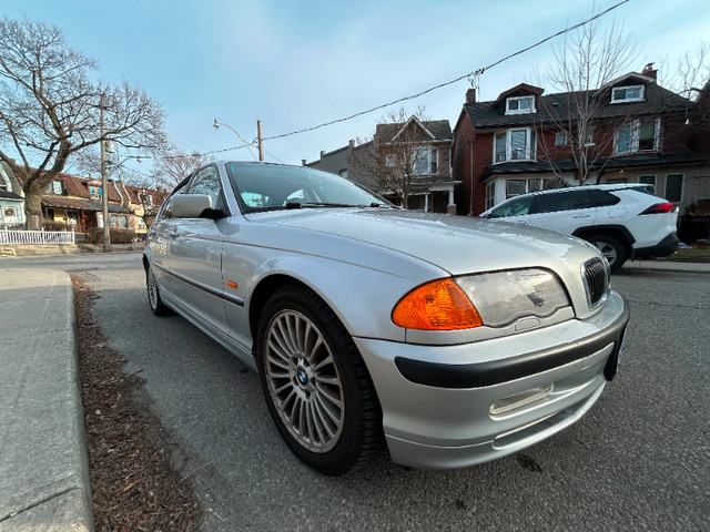 2001 BMI 330i. Prem Package,  Low KM's,  MINT Condition in Cars & Trucks in City of Toronto